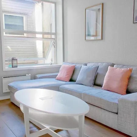 Private Room, Double Bed, Quiet And Central. Sm42