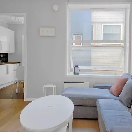 Lejlighed Private Room, Double Bed, Quiet And Central. Sm42